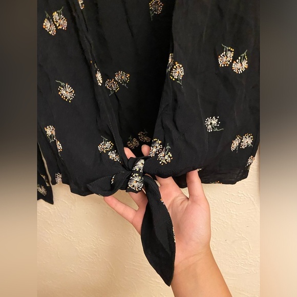 Reformation  Tie-Front Blouse - Picture 4 of 9